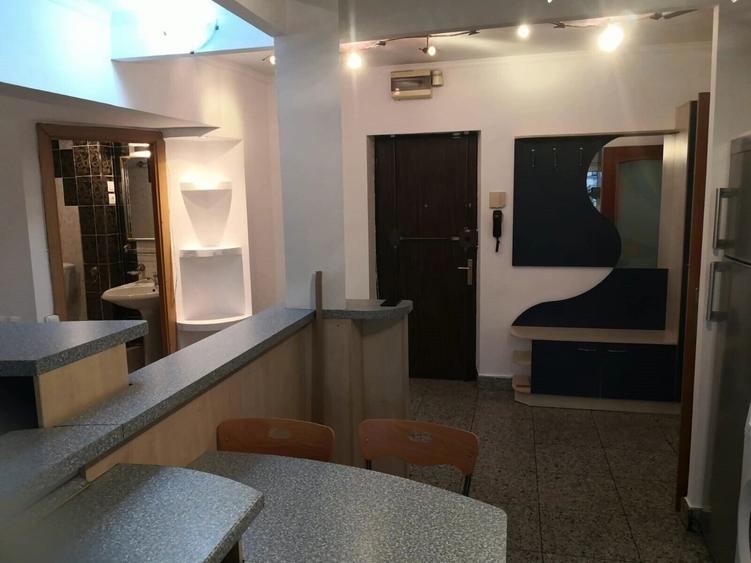 2 camere de inchiriat vedere la Fantani Casa Poporului Bulevardul Unirii - 2