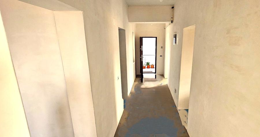 Apartament EXCLUSIVIST situat intr o vila P+2E cu cate un apartament pe etaj - 9