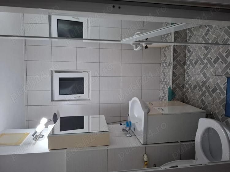 Vand apartament 2 camere decomandat zona Anda, detalii intre orele 16.00 - 19.00 - 7