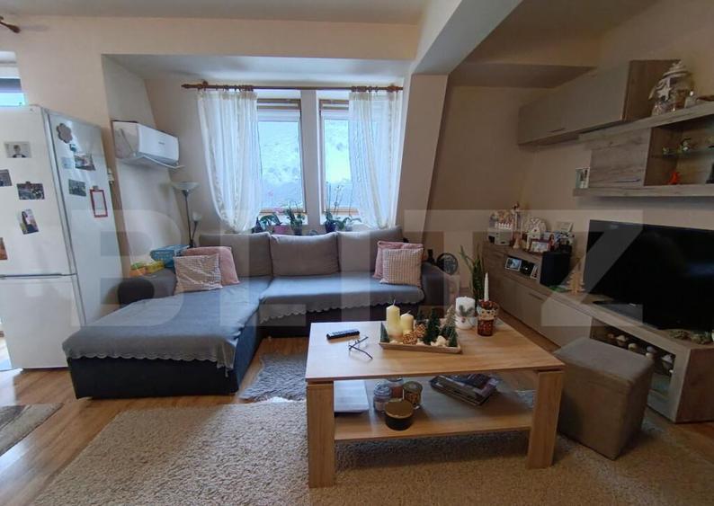 Apartament cu 2 camere ?i living in suprafa?a de 81 mp - 1