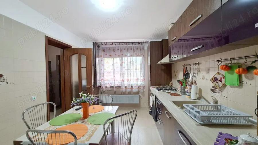 ! Craciun si pentru Anu NOU !Casa moderna cu 5 camere elegan?a ?i confort in inima sta?iunii Predeal - 9