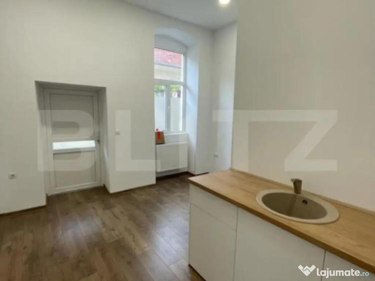 Spatiu birou, 80 mp, zona centrala - 1