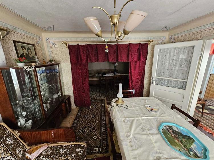 Casa cu teren 598 mp de vanzare in Comarnic | Vedere spre munte - 5