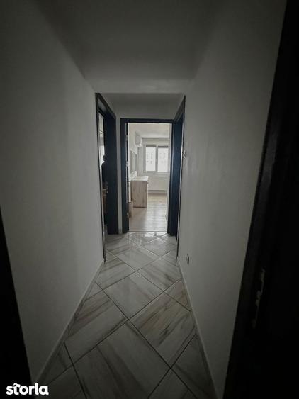 Apartament cu 3 camere ,et 1 zona Centrala - 10