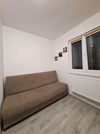 Camera de camin cu baie proprie, cartier Florilor - 6