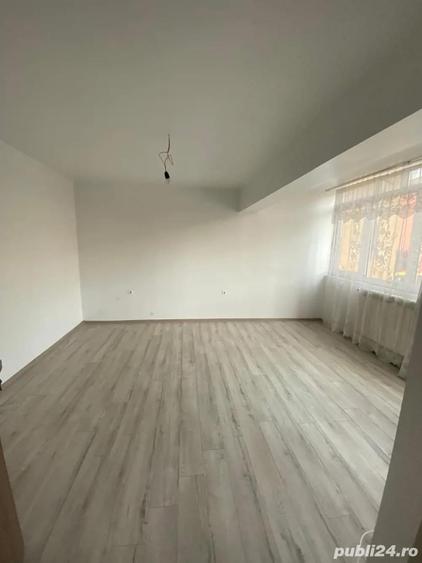 Apartament de vanzare cu garaj si afacere (bar) - 6