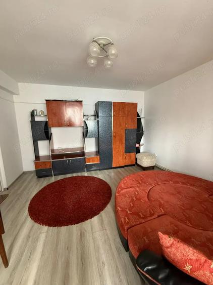 Vanzare sau inchiriere apartament cu doua camere in Moine?ti jude?ul Bacau - 4
