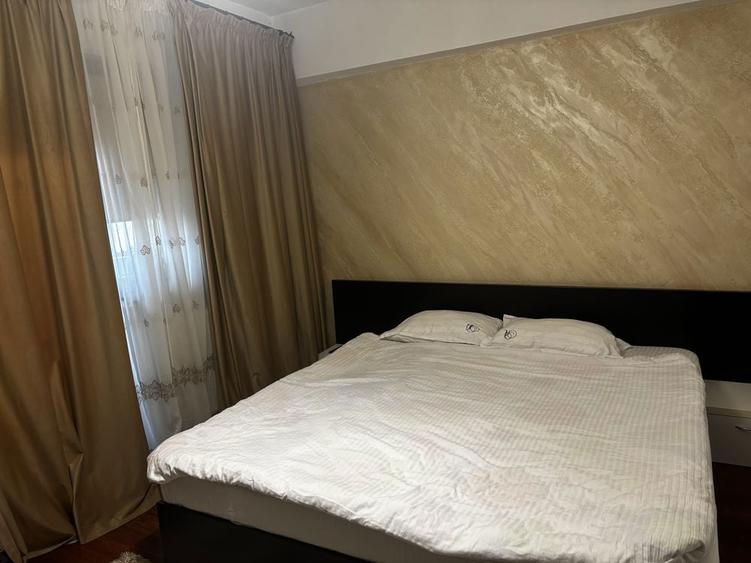 Apartament 3 camere Rovine liceul Arghezi - 4