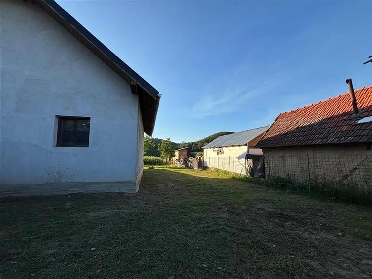 CASA IN COMUNA LAZARENI/ TEREN 6.754 MP/ CASA 143 MP/ CURENT TRIFAZIC - 8