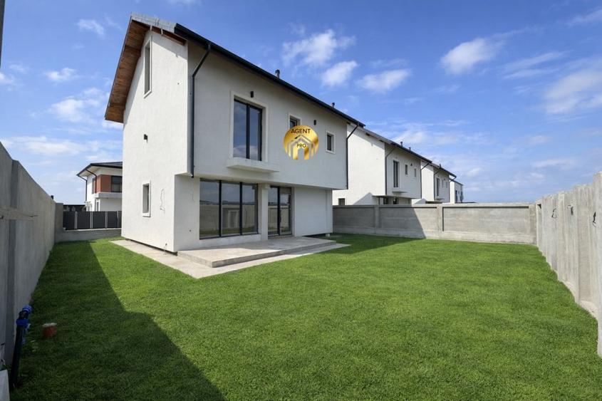 Casă individuală cu 5 camere cu Teren 300 Mp în Otopeni
