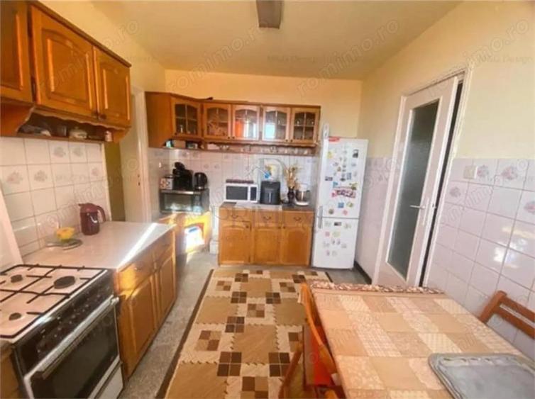 COMPLEX STUDENTESC - 3 CAM - CENTRALA AC - 2 BALCOANE - SPATIOS - ZONA EXCELENTA - 14