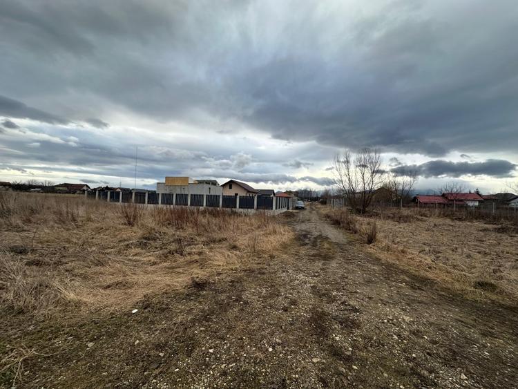 Teren Intravilan 525 mp Stupini - 9