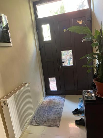 Locuință elegantă cu curte amenajată – parter + etaj, în spatele Pieței Delfinul - 21