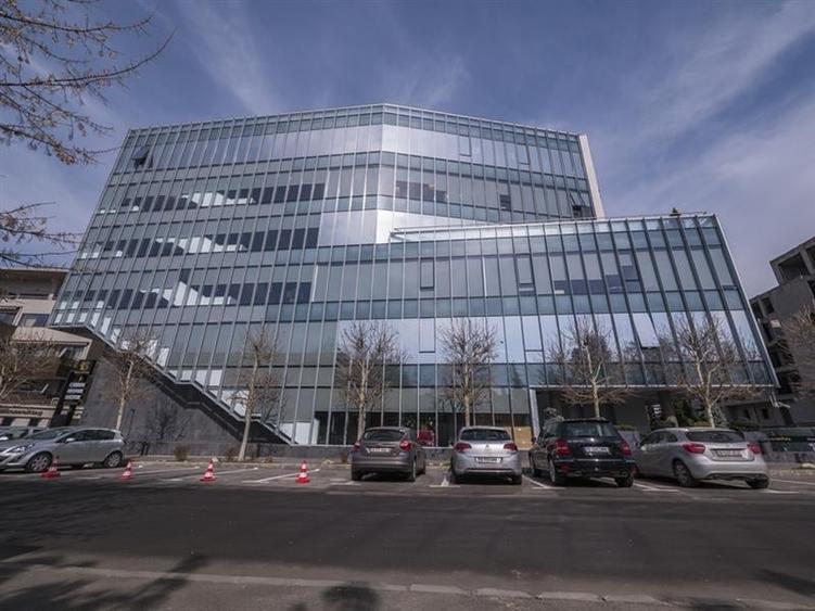 Birou inchiriat in Herastrau Office Building - 363 mp - 1