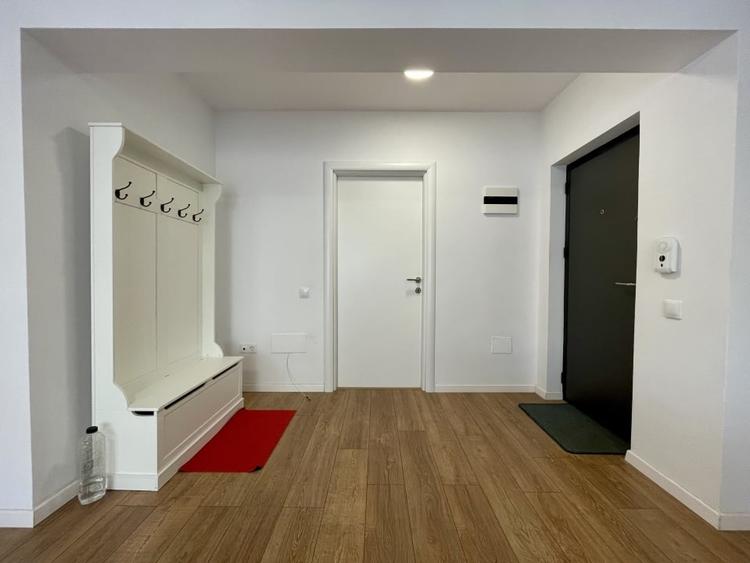 Prima închiriere 3 camere, 2 balcoane,  garaj și boxă - 3