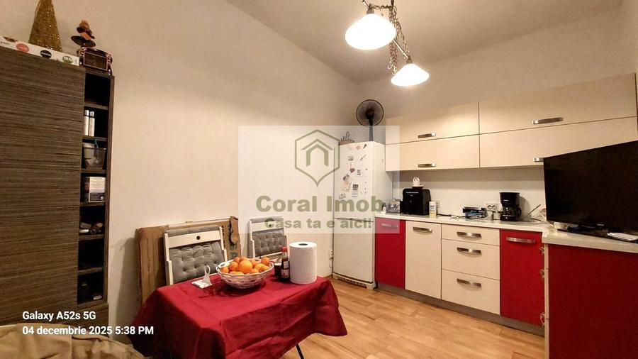 Casa de vanzare curte individuala, centrala, Lacul Tei! - 7