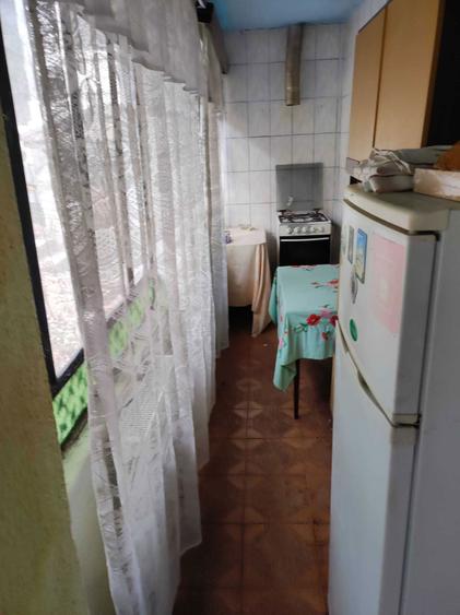 Vanzare apartament in casa curte - 2