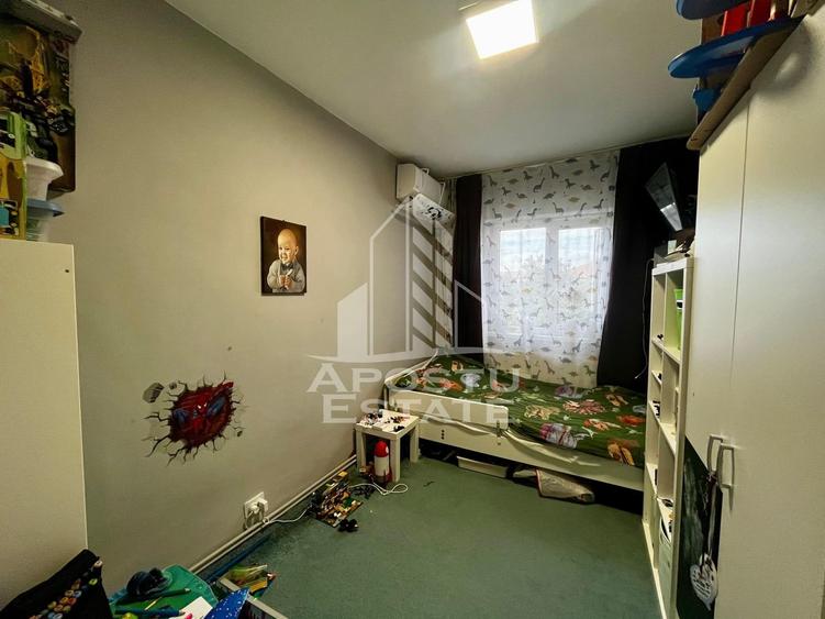Apartament 3 camere,centrala proprie,boxa,zona Lipovei - 8