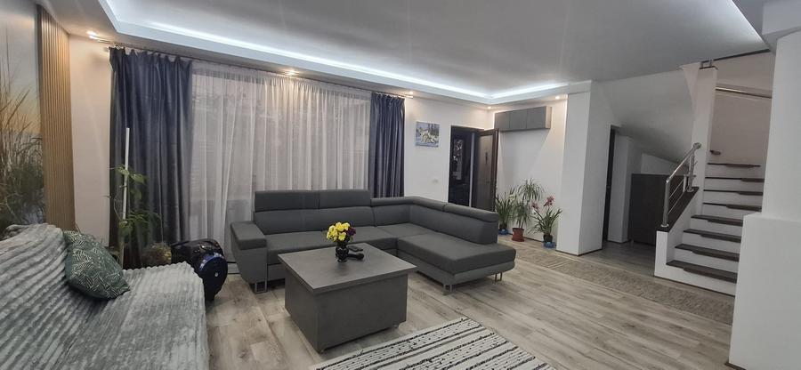 VILĂ DE VÂNZARE – Mangalia, cartier Dobrogea 1 (zona Far) - 4