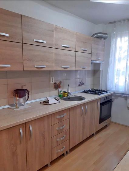 Apartament 3 camere de vanzare Cartier Mihai Viteazul - 1