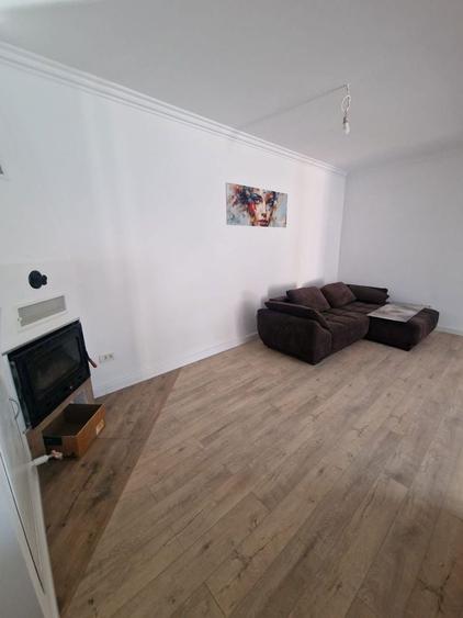 Apartament nou 62 mp, curte comuna, zona centrala Giarmata, mansarda dormitor, bucatarie open space si baie moderna - 8