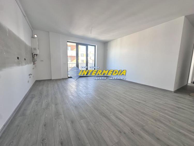 Apartament 3 camere  | 1 Baie | 1 Balcon | 60 mp. | Bloc NOU | Lift  | Central I - 6