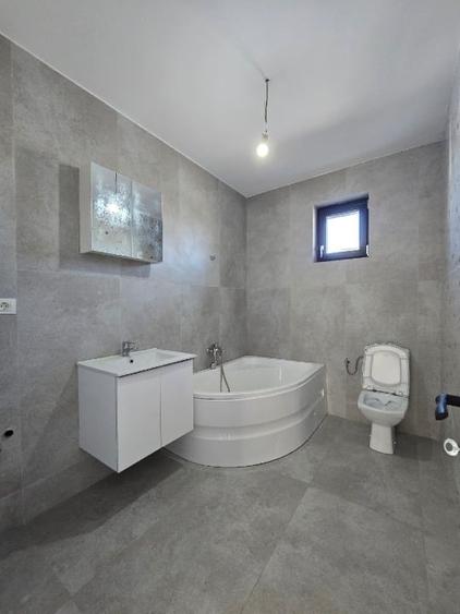 Casă de vânzare in complex rezidențial Eden Forest–Gulia,35minPiata Victoriei - 12