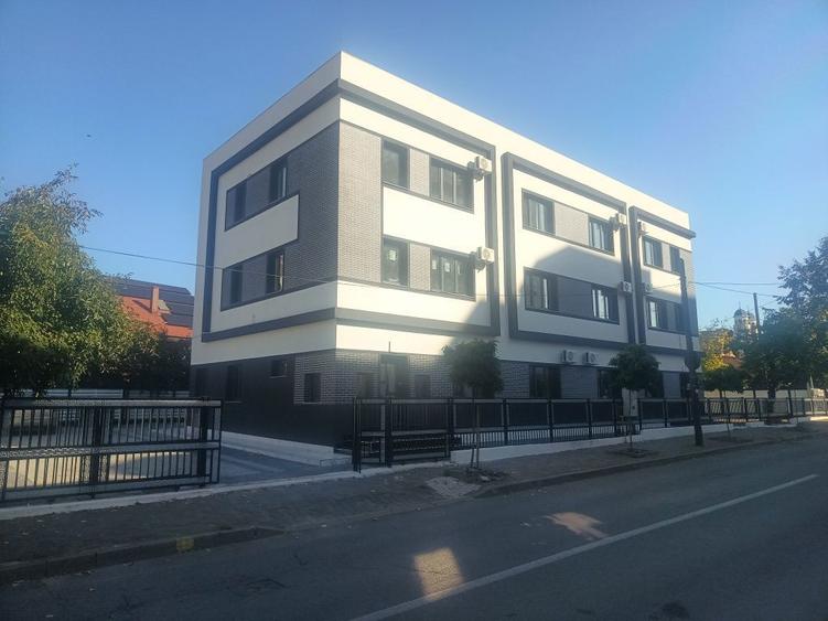 Ultracentral Piata Mare sau Banca Nationala spatiu comercial, restaura - 1