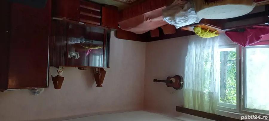 casa de vanzare cu 3 camere - 1