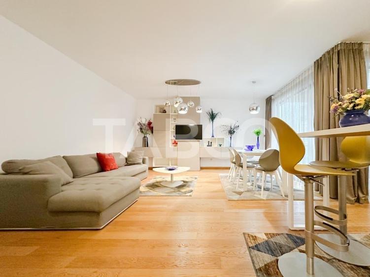 De vanzare apartament cu 3 camere 2 bai la cheie Gheorgheni bloc nou - 1