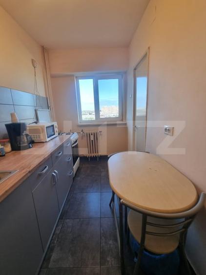 Apartament de inchiriat cu 2 camere, 50 mp, zona Rotonda - 8