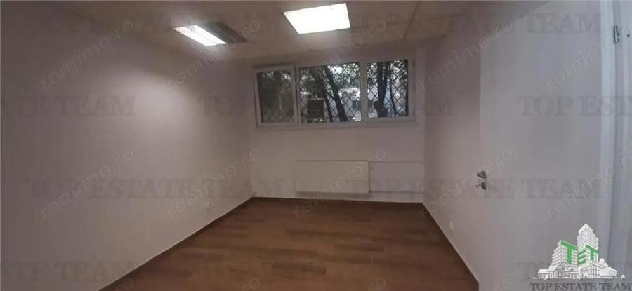 Spatii comerciale de inchirat 12 euro mp, ultracentral - 12