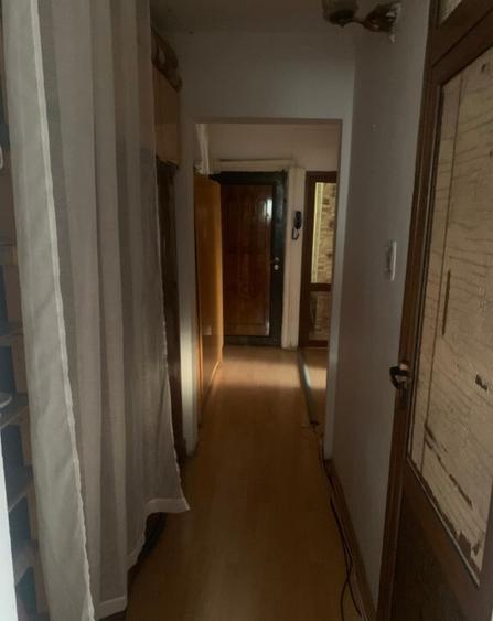 Apartament 3 camere decomandat etaj 3/4 Nicolina 1 - 4