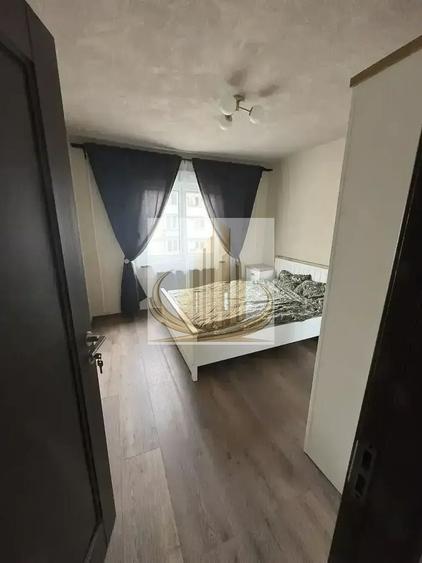 Apartament cu 3 camere decomandat, mobilat în Complex Studențesc
