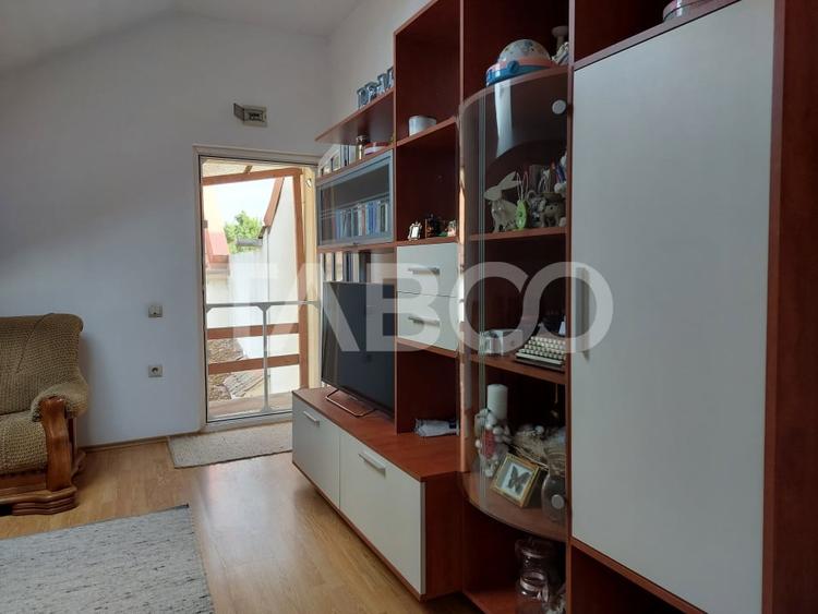 Casa 109 mp 4 camere pivnita terasa loc parcare curte comuna Cisnadie - 16