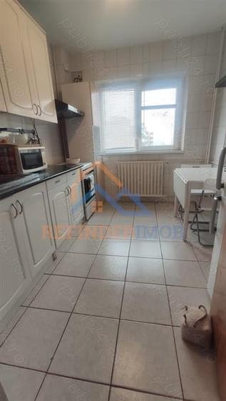 Vanzare Apartament cu 2 camere, zona Panduri - 3