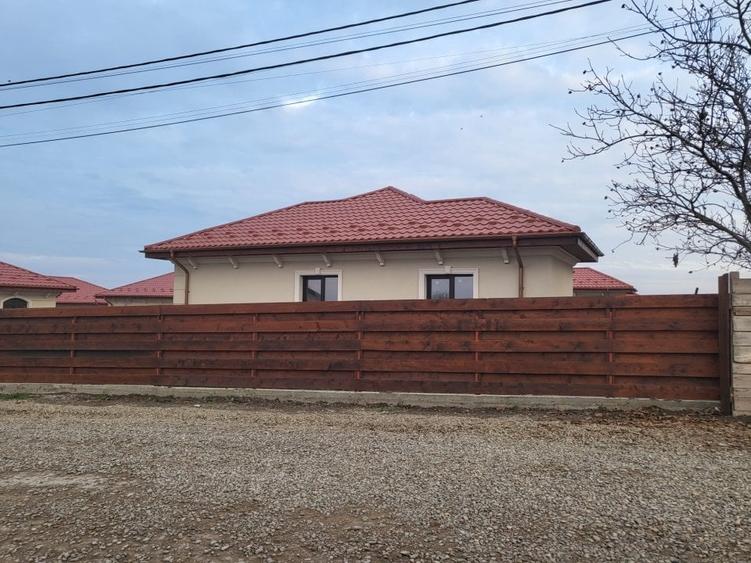 Casa noua in Catamarasti Deal

-zona linistita de case - 2