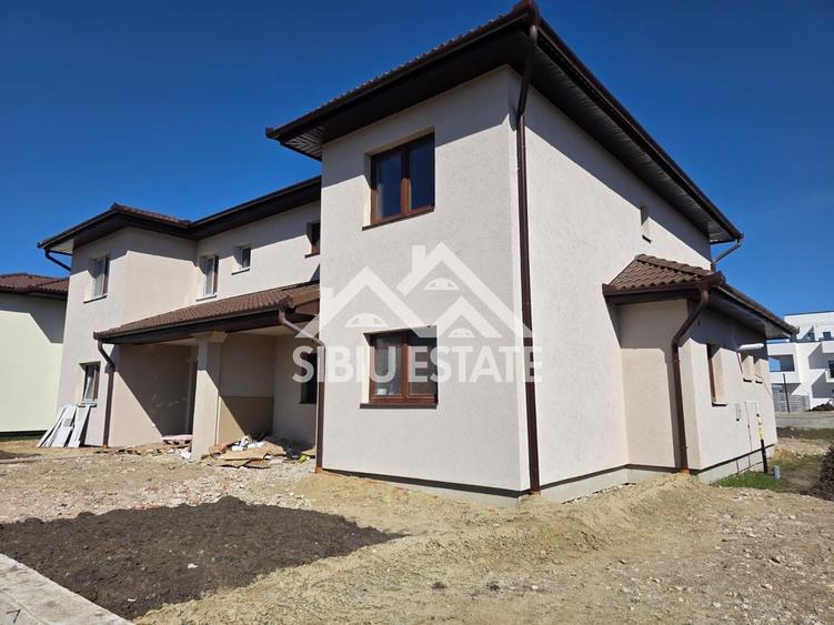 Duplex 5 camere ,super pret, Sura Mica ,Sibiu - 1
