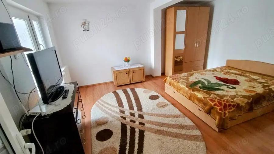 Proprietar ofer spre inchiriere garsoniera la curte 54 mp - 3