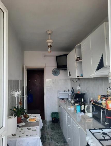 Apartament 2 camere, 48 mp, renovat și mobilat – Zona Tiglina 1 - 3