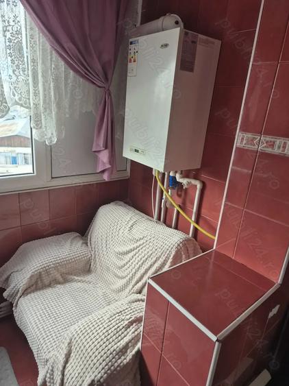 Apartament 2 camere de inchiriat P?a Nicolina, Blv N. Iorga 420euro neg - 1