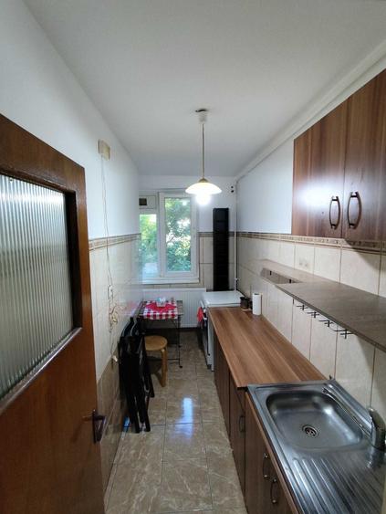 Garsoniera spatioasa de inchiriat Dristor, Bucuresti - 2