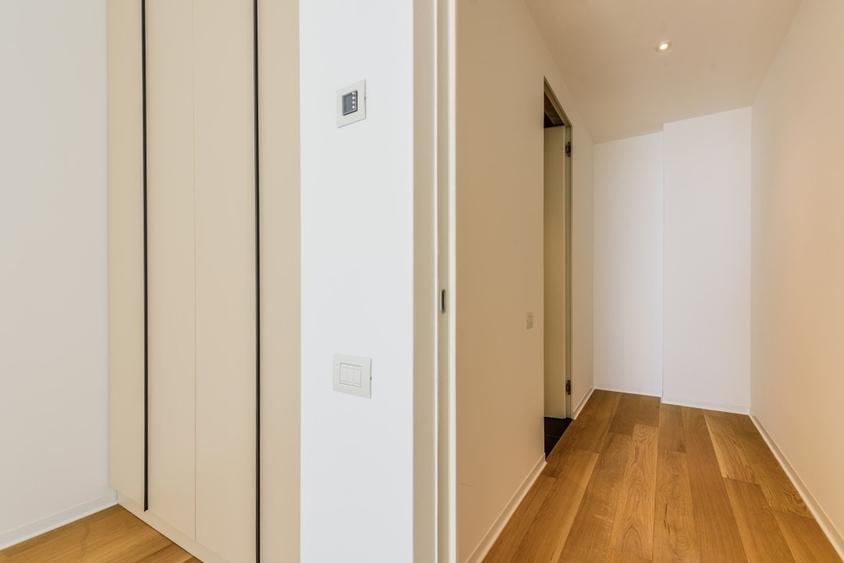 NEO MAMAIA B3.3 - 22