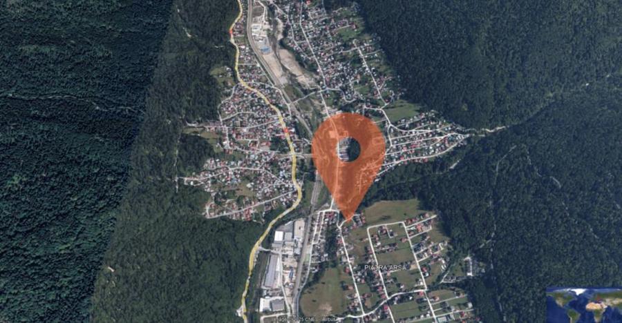 Teren intravilan Poiana Tapului. Tripla deschidere. Vedere l - 2