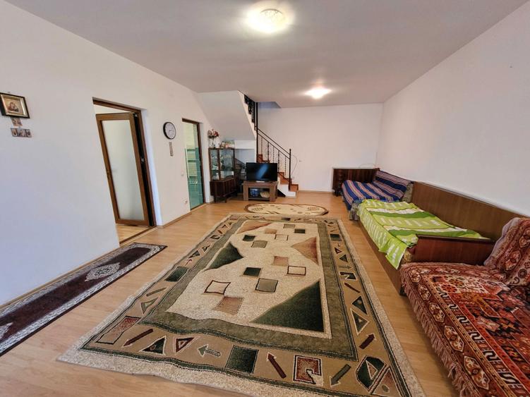 DIRECT DE LA PROPRIETAR - Casa de vanzare, P+1E constructie 2011, in VALU LUI TRAIAN. - 6