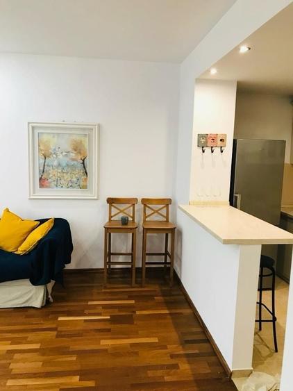 Apartament cu 2 camere semidecomandat, mobilat în Pipera