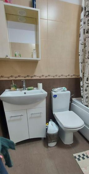 Apartament cu 2 camere decomandat în Giroc