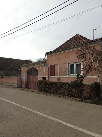 Casă cu 4 camere cu Teren 2000 Mp în Ungurei