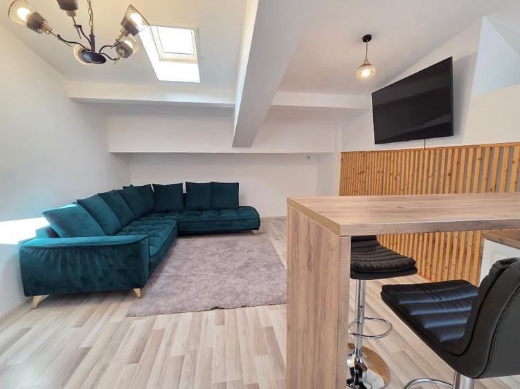 Apartament cu 3 camere decomandat, mobilat în Drumul Taberei