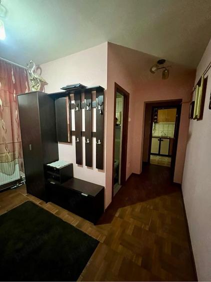 Apartament cu 2 camere decomandat în Exterior Vest